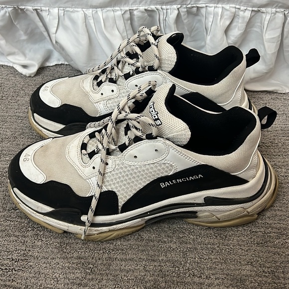 Balenciaga Triple S Sneaker ‘white and black’ - Picture 2 of 7